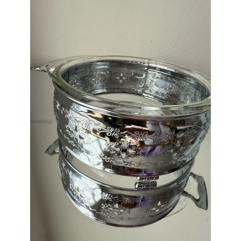 Vintage 1955 Pyrex Serving Casserole Bowl Dish With‎ Glass Lid & Metal Stand